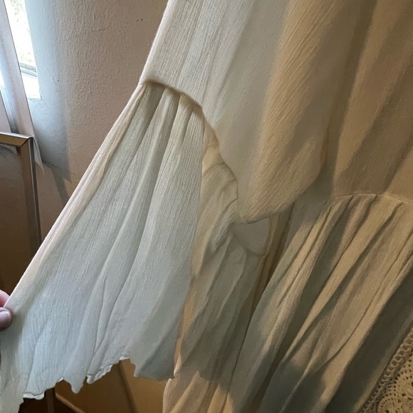 Boho Cream Dtess - Picture 4 of 5